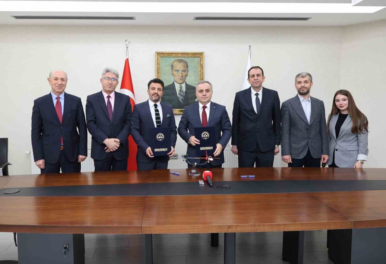 ERCİYES ÜNİVERSİTESİ (ERÜ) İLE TOMTAŞ  HAVACILIK VE TEKNOLOJİ A.Ş. ARASINDA HAVACILIK SEKTÖRÜNE...