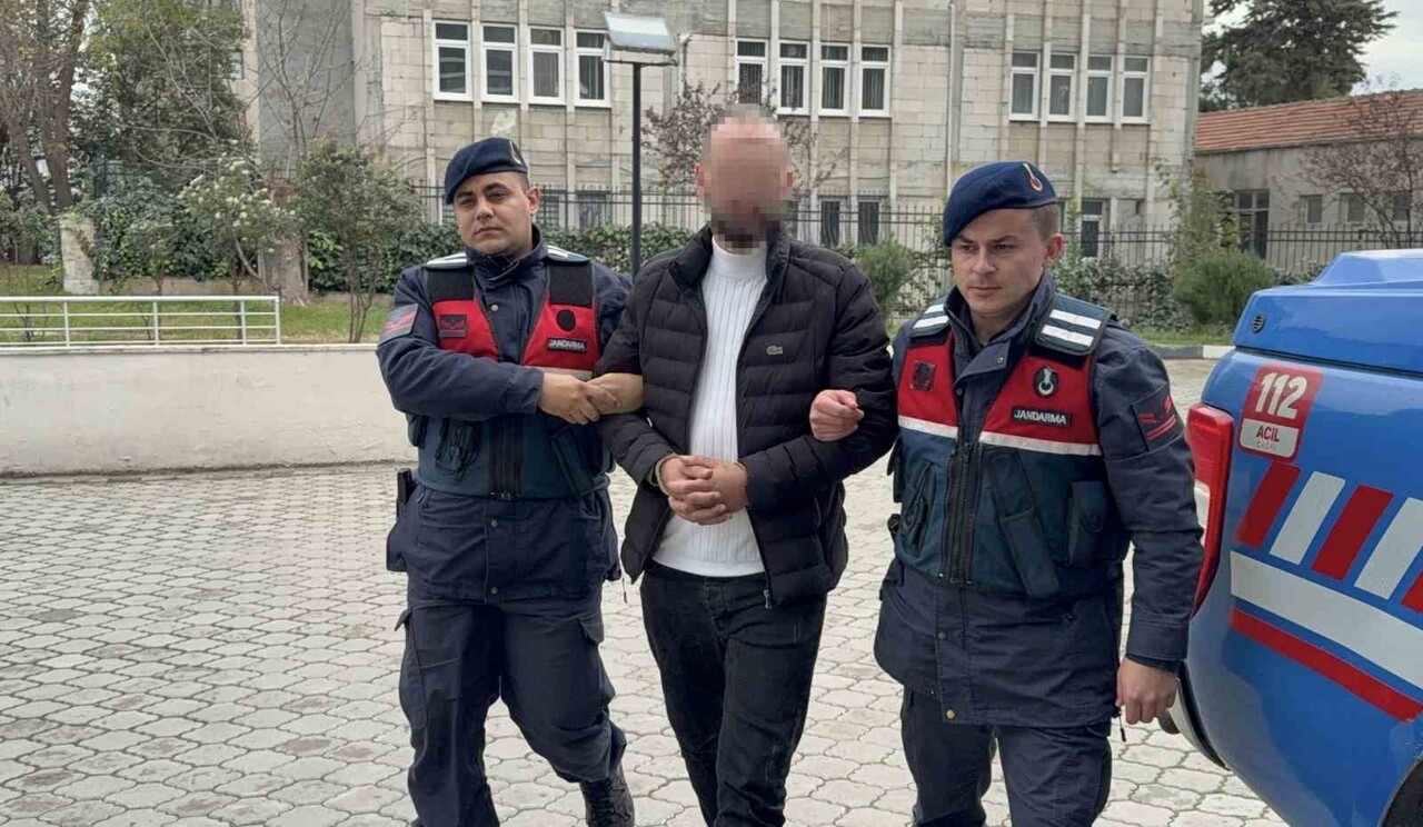 ERKAN A., JANDARMADAKİ İŞLEMLERİNİN ARDINDAN SAMSUN ADLİYESİNE SEVK EDİLDİ.