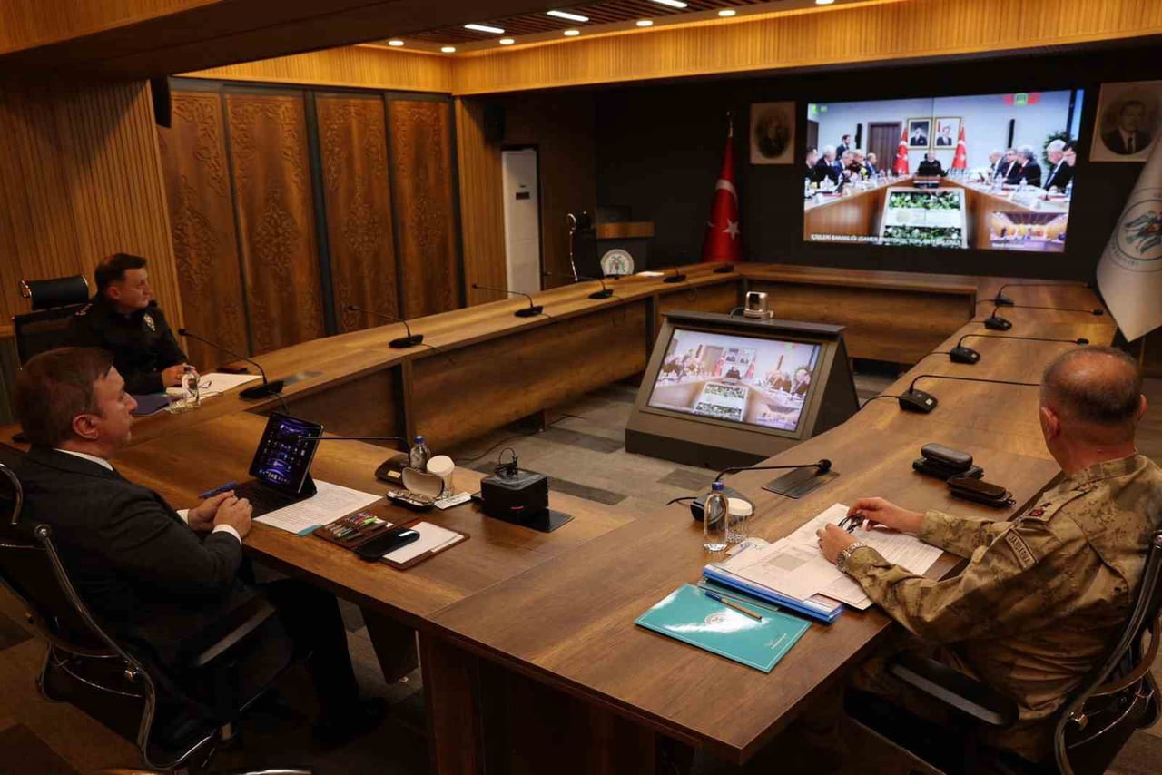 ERZİNCAN’DA YENİ YIL TEDBİRLERİ VKS TOPLANTISINDA ELE ALINDI