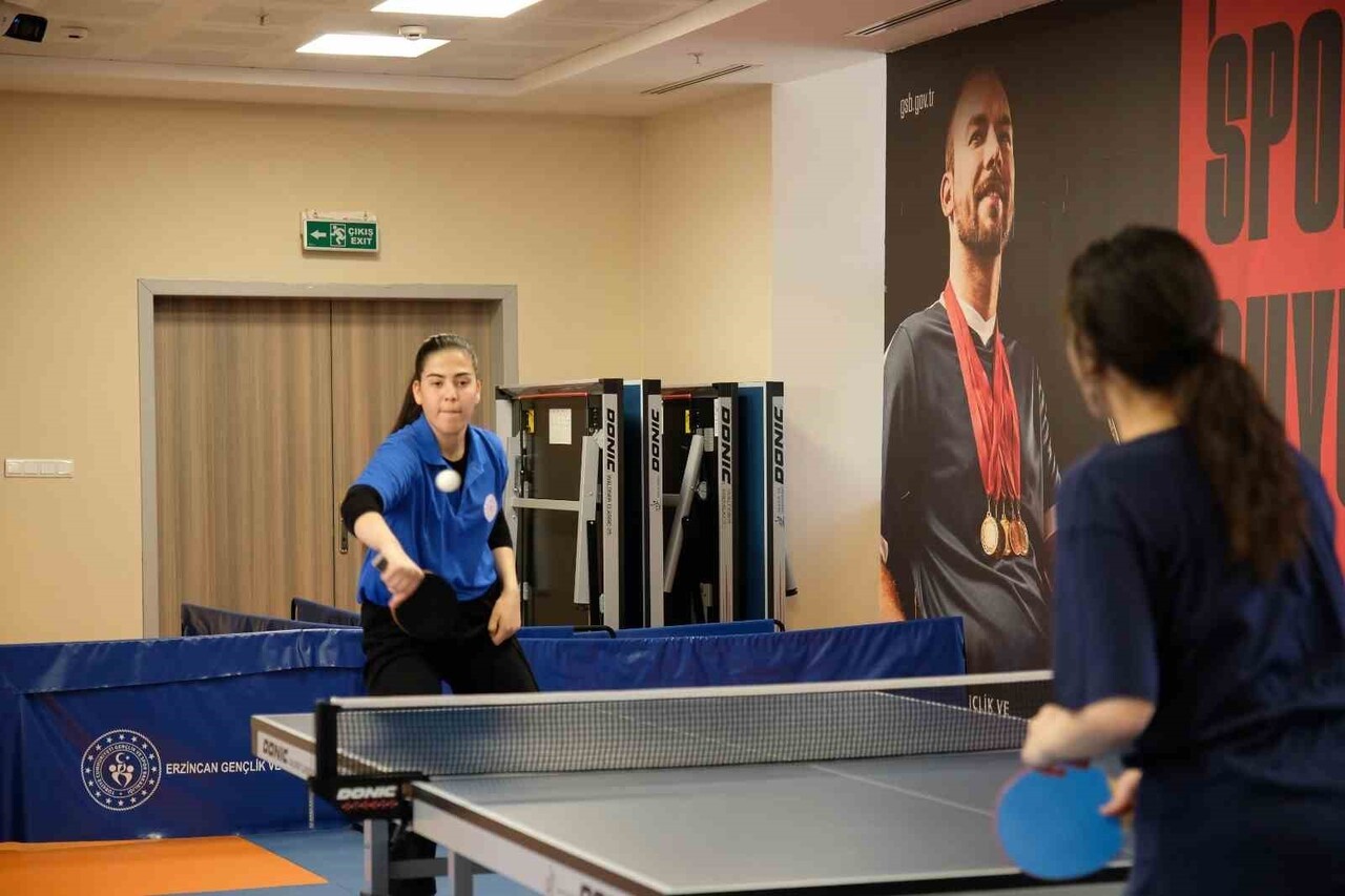 ERZİNCAN GSB YURTLARI ARASI YURTLİG MASA TENİSİ İL BİRİNCİLİĞİ SONA ERDİ