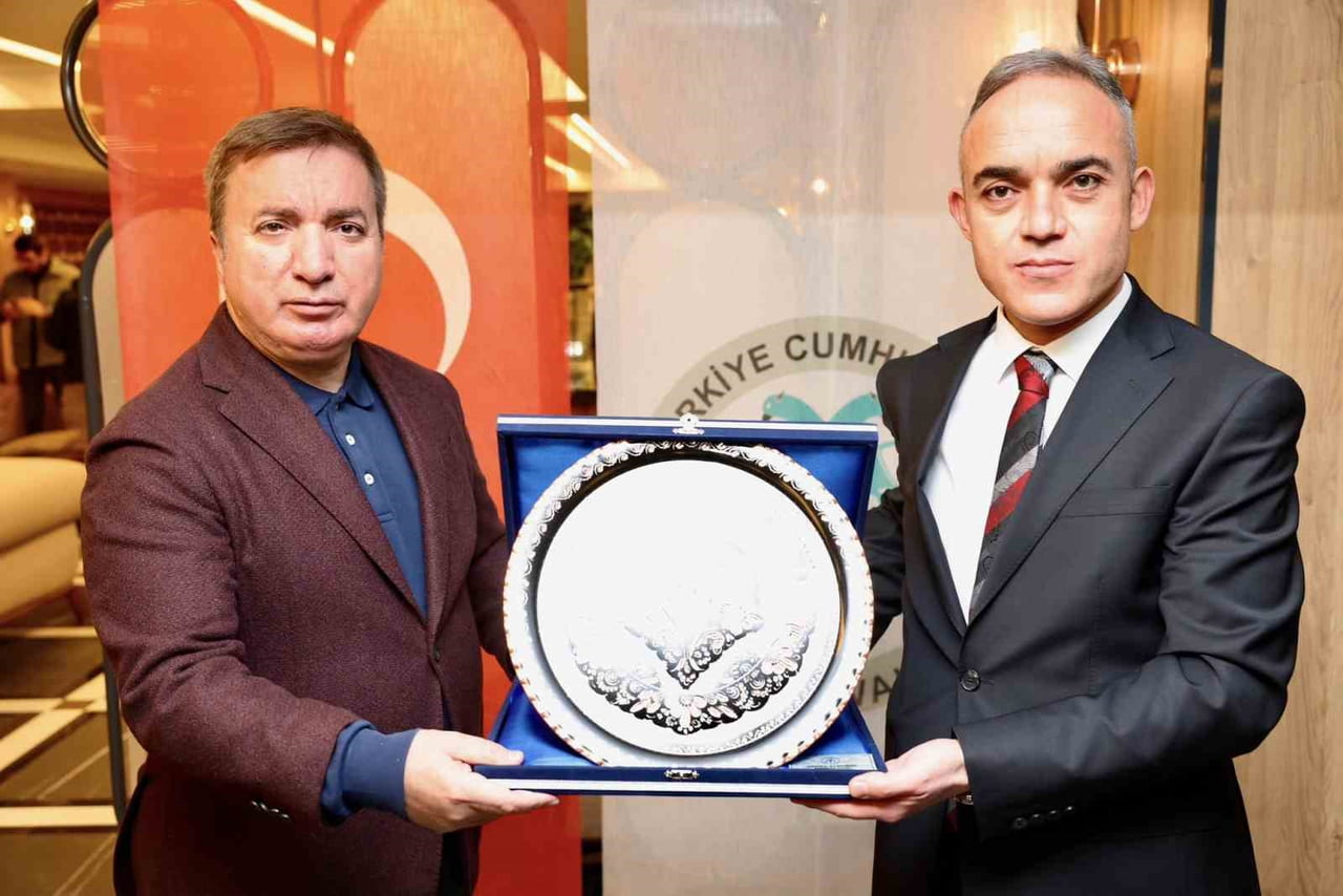 ERZİNCAN İDARE MAHKEMESİ BAŞKANI DOLGUN’A VEDA PROGRAMI