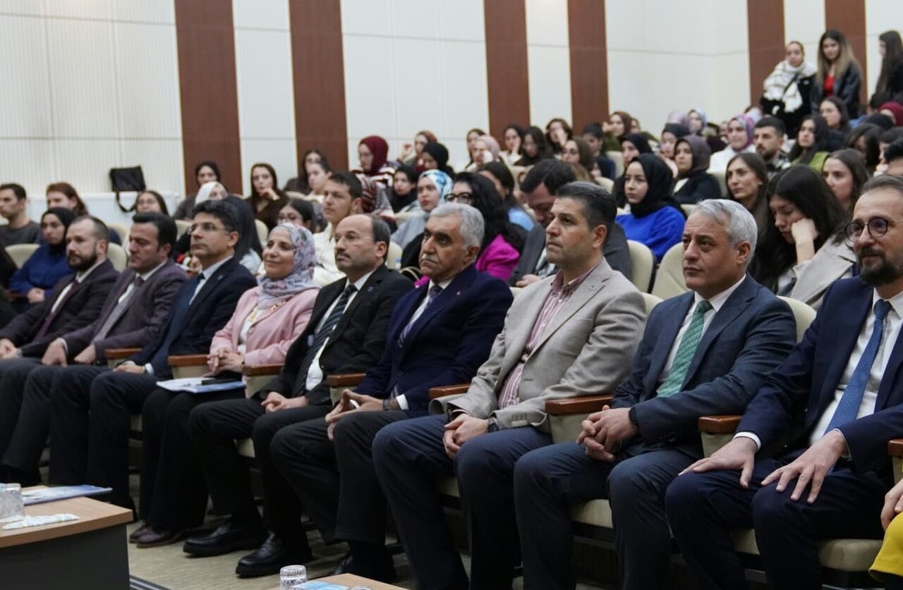 ERZURUM BÜYÜKŞEHİR BELEDİYESİ  VE ERZURUM TEKNİK ÜNİVERSİTESİ İŞ BİRLİĞİNDE YÜRÜTÜLEN IMPACT HUB...