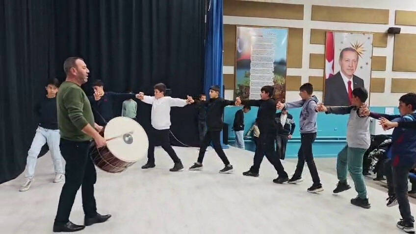 ERZURUM’DA 15 ŞUBAT’TA DÜZENLENECEK OLAN HALK OYUNLARI İL BİRİNCİLİĞİ YARIŞMASINA AŞKALELİ...