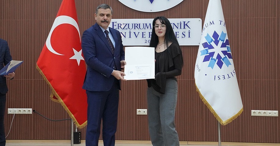 ERZURUM VALİSİ MUSTAFA ÇİFTÇİ, ERZURUM TEKNİK ÜNİVERSİTESİ’NDE (ETÜ) DÜZENLENEN ÖĞRENCİ...