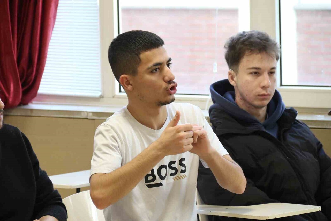 ESKİŞEHİR'DE BULUNAN ANADOLU ÜNİVERSİTESİ BÜNYESİNDEKİ TÜRKİYE'DE TEK OLAN ENGELLİLER ENTEGRE...