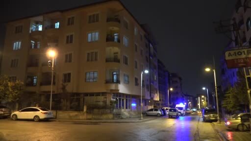 Evinde kötü koku gelen şahıs ölü bulundu