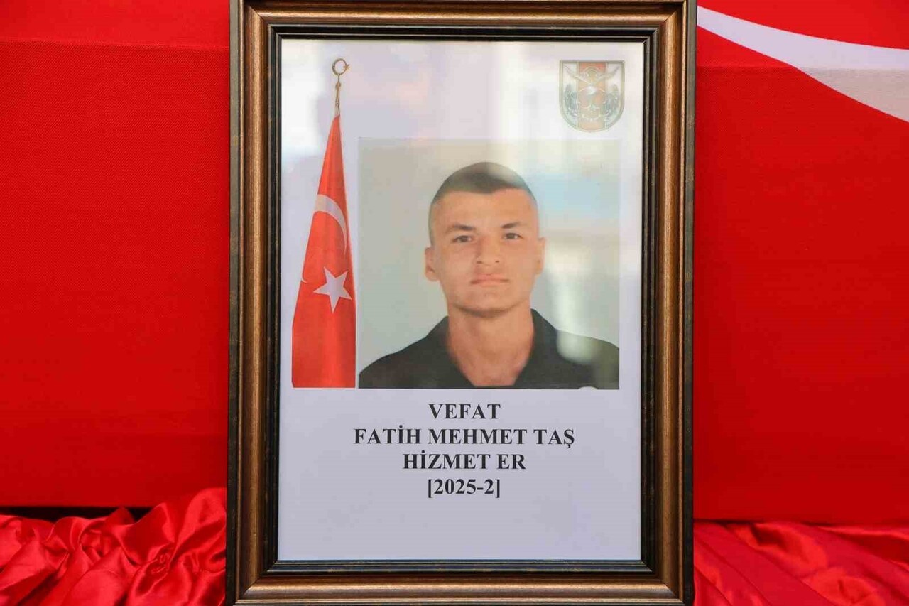 FATİH MEHMET TAŞ İÇİN ONİKİŞUBAT İLÇESİ SAÇAKLIZADE MAHALLESİ'NDEKİ SAÇAKLIZADE CAMİİNDE CENAZE...