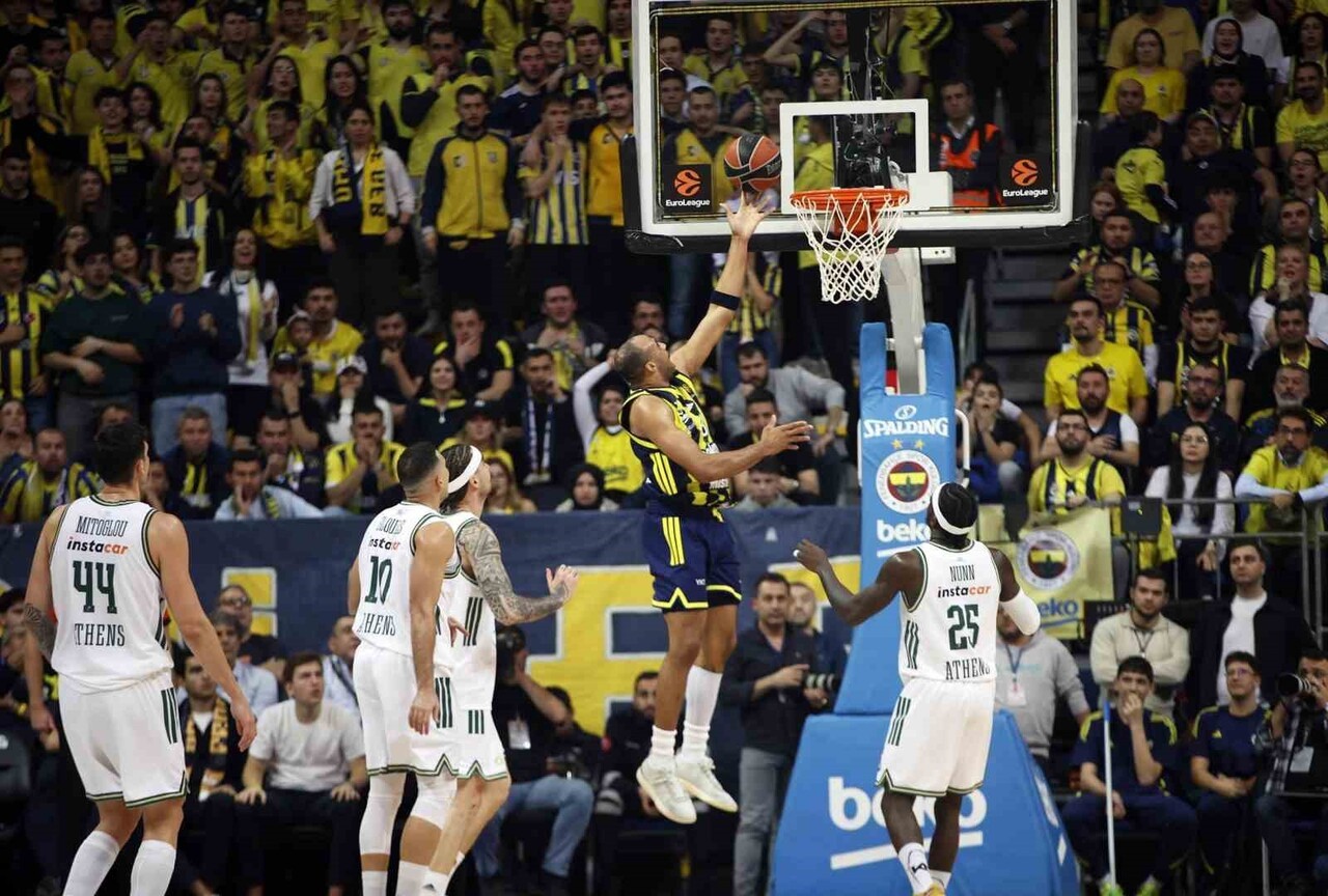 FENERBAHÇE BEKO, EUROLEAGUE'İN 16. HAFTA MAÇINDA PANATHİNAİKOS AKTOR’A 81-77'LİK SKORLA MAĞLUP...