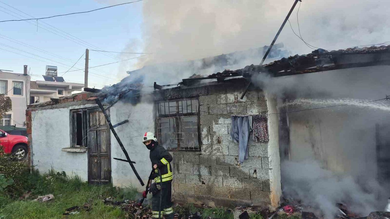 FETHİYE’DE EV YANGINI: 1 YARALI