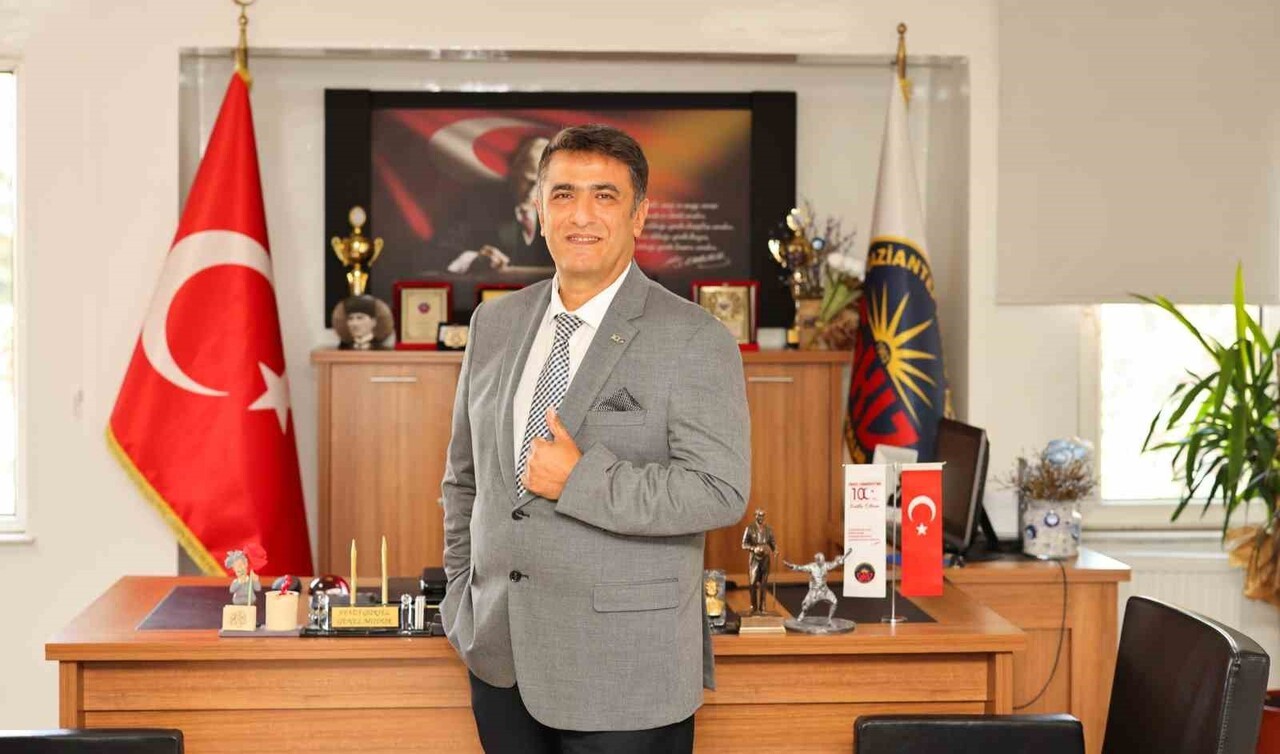 GAZİANTEP KOLEJ VAKFI ÖZEL ORTAOKULU YILDIZ ERKEKLER BASKETBOL TAKIMI KATILDIĞI ŞAMPİYONADA...