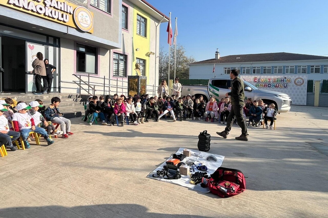 GELECEK NESİLLERİN ÇEVRE BİLİNCİ İLE YETİŞMESİ VE DAHA YEŞİL BİR TÜRKİYE İÇİN CUMHURBAŞKANI RECEP...