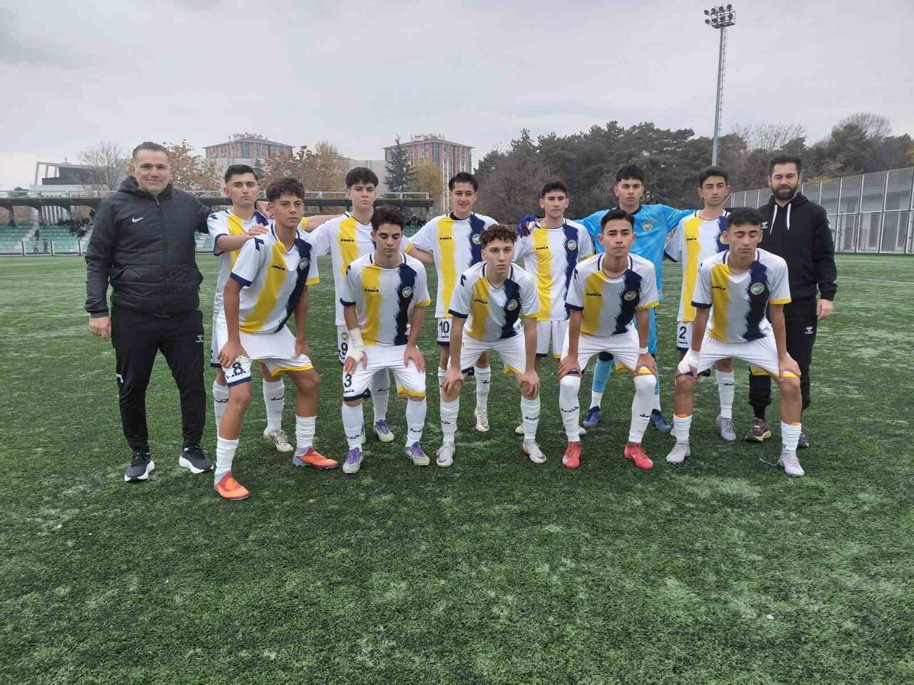 GELİŞİM LİGİ U-16 KATEGORİSİ 8. GRUP’TA OYNANAN LİGİN 11. HAFTASI KAYSERİ DERBİSİNE SAHNE...