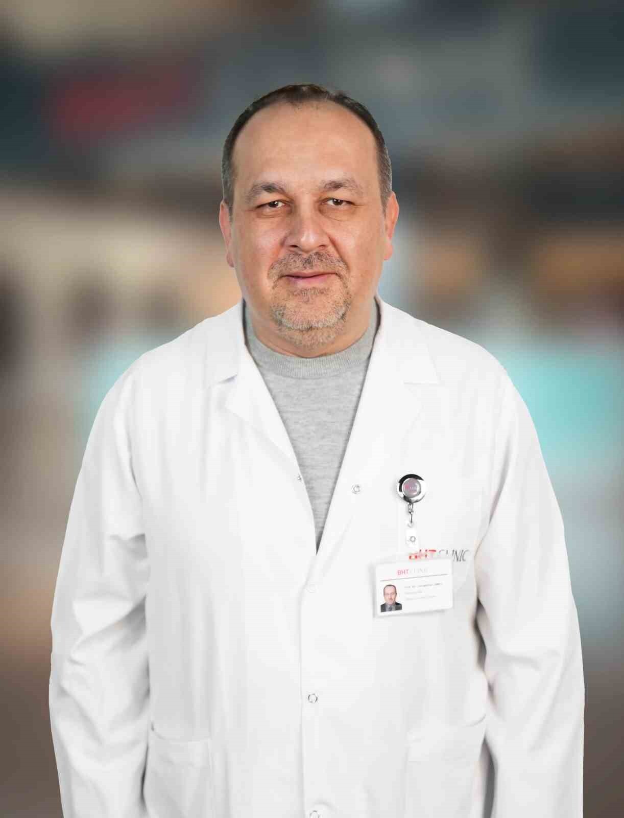 GENEL CERRAHİ UZMANI PROF. DR. CEMALETTİN CAMCI, ROBOTİK CERRAHİNİN ÖZELLİKLE KALIN BAĞIRSAK VE...