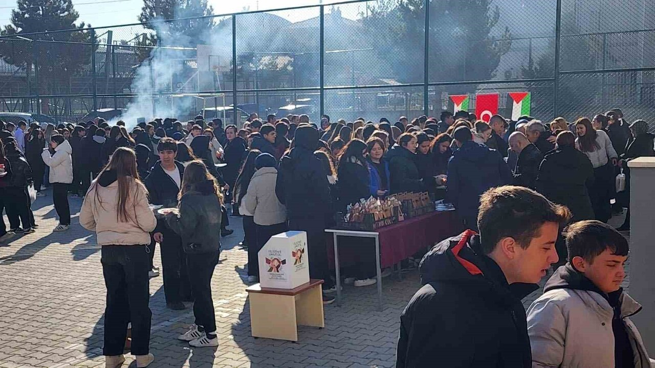 GERMİYAN TİCARET MESLEKİ VE TEKNİK ANADOLU LİSESİ TARAFINDAN FİLİSTİN HALKINA DESTEK OLMAK...