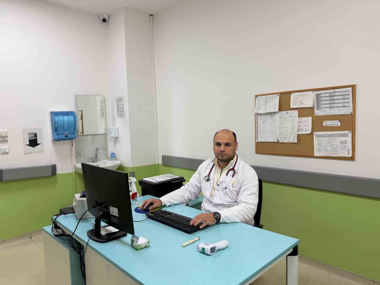 GİRESUN'UN EYNESİL DEVLET HASTANESİ ACİL SERVİSİNDE GÖREV YAPAN 28 YAŞINDAKİ DOKTOR SEMİH GÜREL...