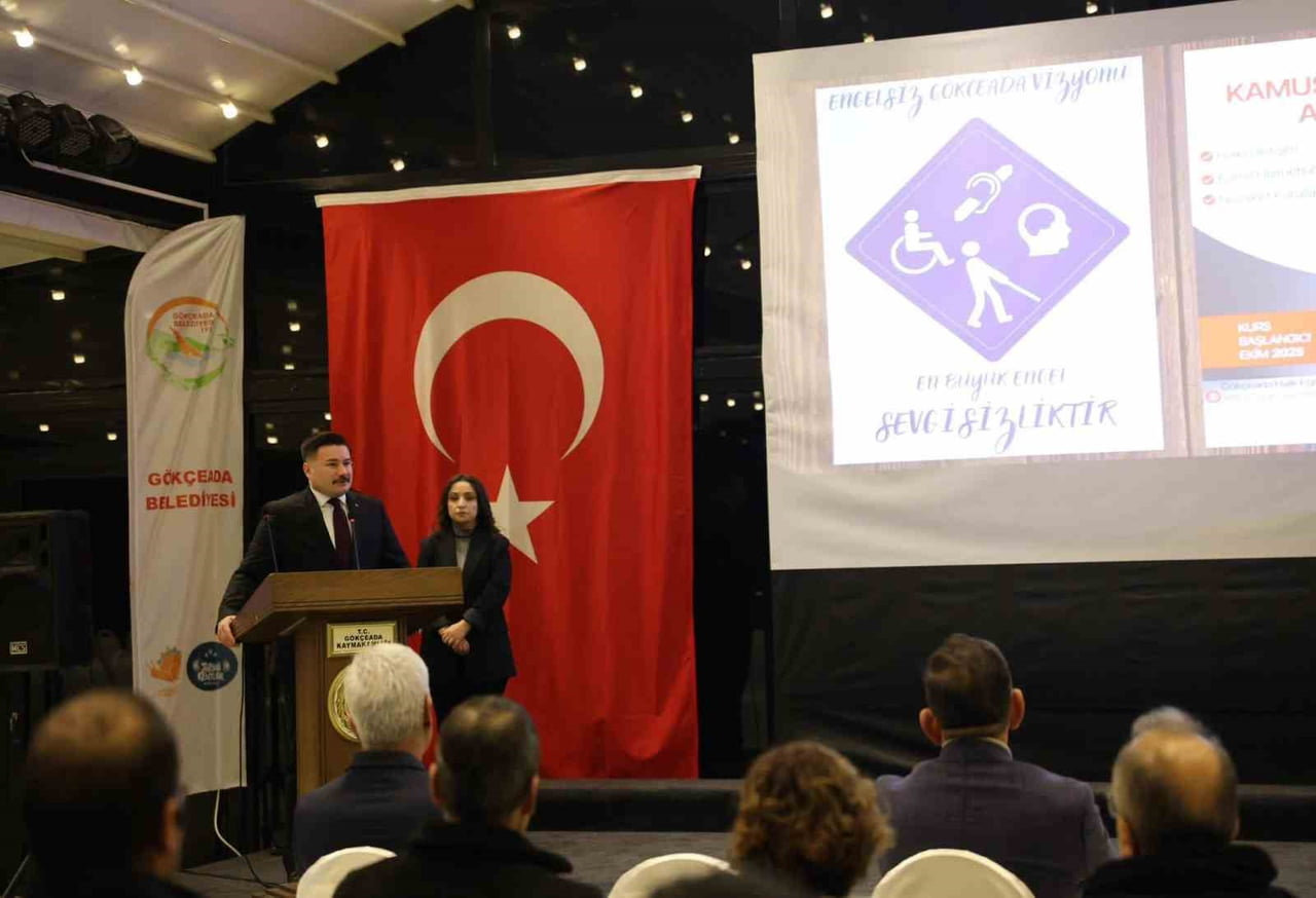 GÖKÇEADA KAYMAKAMI OSMAN ACAR, "GÖKÇEADA KAYMAKAMLIĞI PROJE TANITIM VE LANSMAN TOPLANTISI"NA...