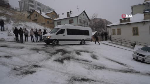 Gümüşhane’de 2 Aralık Cuma günü de kar tatili