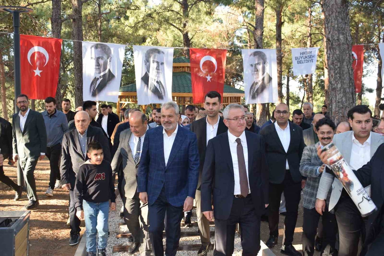 HATAY BÜYÜKŞEHİR BELEDİYESİ TARAFINDAN İSKENDERUN İLÇESİNE YAPILAN VE 15 BİN METREKARELİK ALANIYLA...