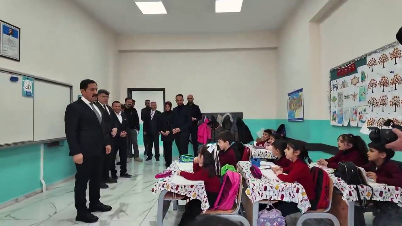 HATAY’IN ANTAKYA İLÇESİNE İNŞA EDİLEN 20 DERSLİKLİ ALAZI İLKOKULU, VALİ MUSTAFA MASATLI’NIN...