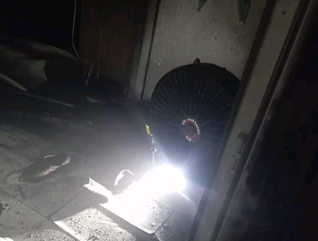 HATAY’IN SAMANDAĞ İLÇESİNDE KONTEYNER DA ÇIKAN YANGIN, DİĞER KONTEYNERLARA SIÇRAMAN...