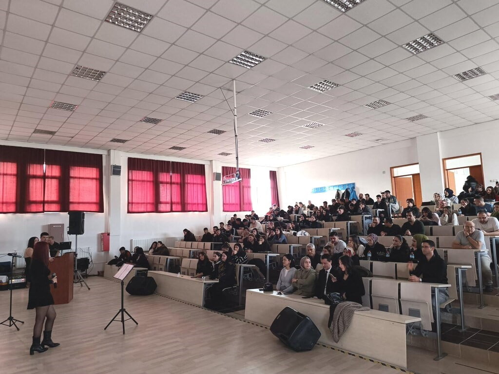 HİSARCIK MYO’DA YARIYIL SONU MOTİVASYON ETKİNLİĞİ DÜZENLENDİ