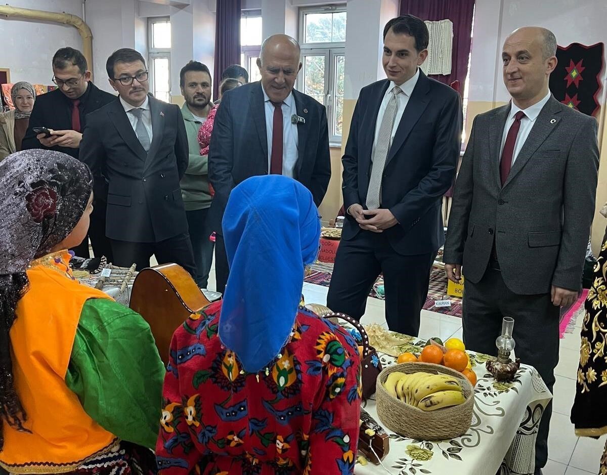 HİSARCIK’TA YERLİ MALI HAFTASI ETKİNLİĞİ DÜZENLENDİ