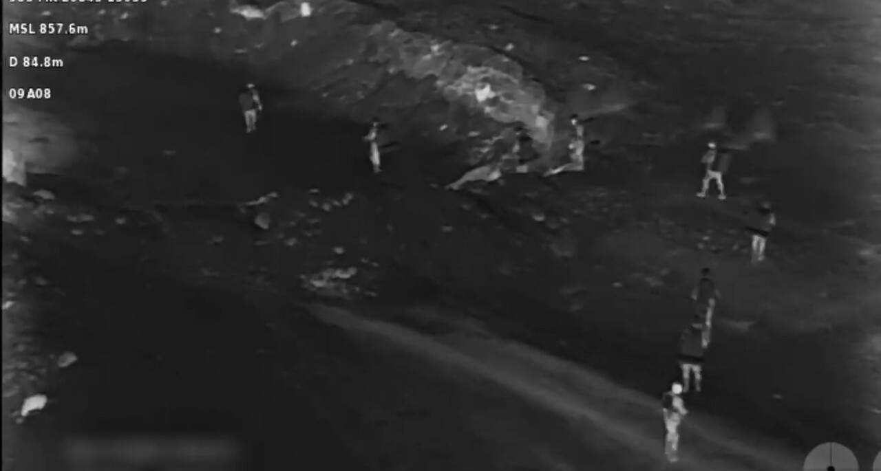 IĞDIR’DA TERMAL KAMERA VE İHA'LARLA KAÇAK GÖÇMEN TESPİTİ:3 ORGANİZATÖR YAKALANDI