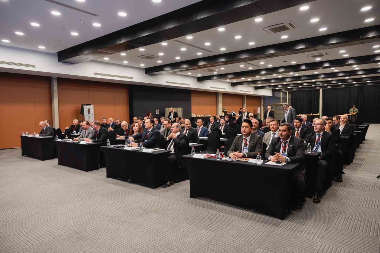 İNŞAAT SEKTÖRÜNÜN SORUNLARI 7. ÇALIŞTAY’DA MASAYA YATIRILDI