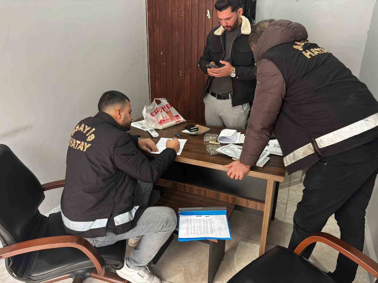 İSKENDERUN’DA ARAÇ KİRALAMA FİRMALARINA DENETİM YAPILDI