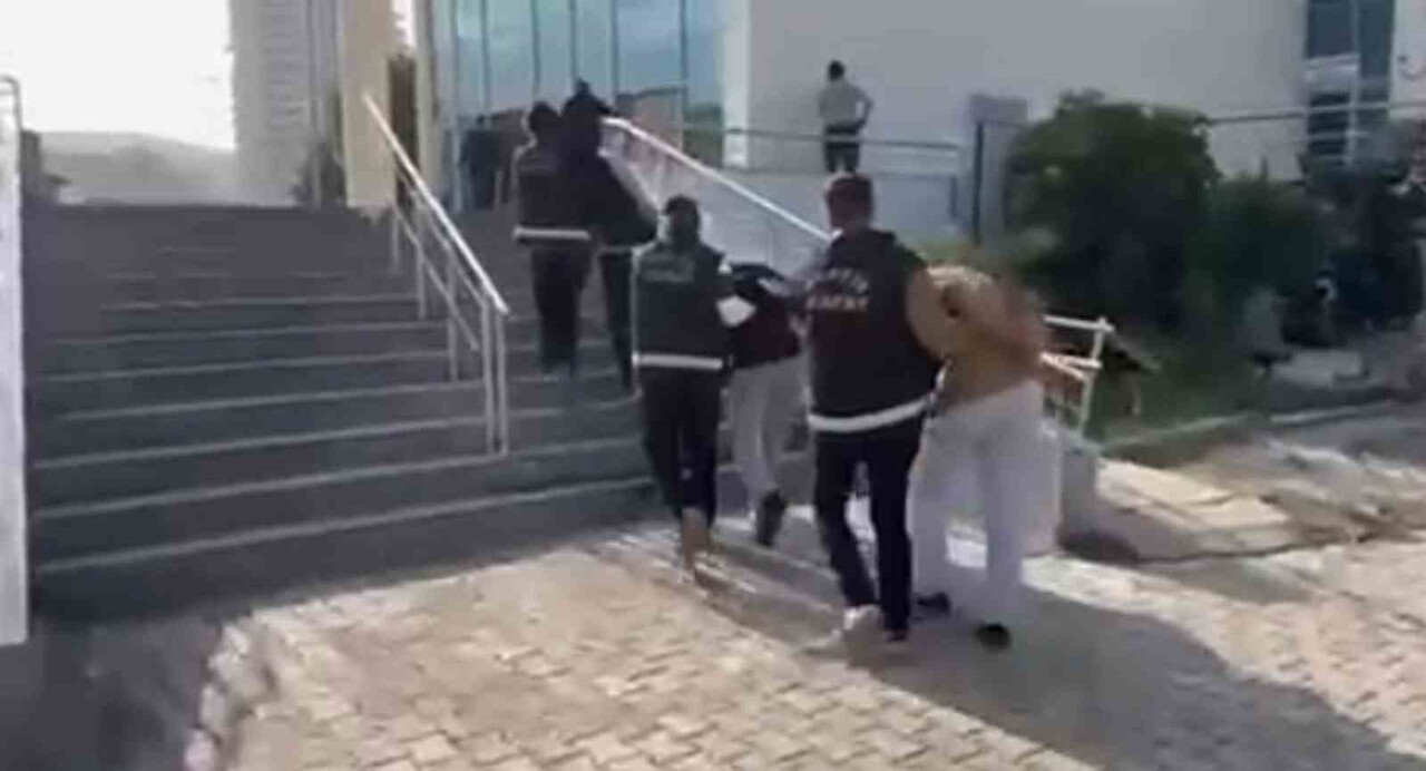 İSKENDERUN’DA MOTOSİKLET HIRSIZLIĞI ŞÜPHELİSİ 3 KİŞİ YAKLANDI