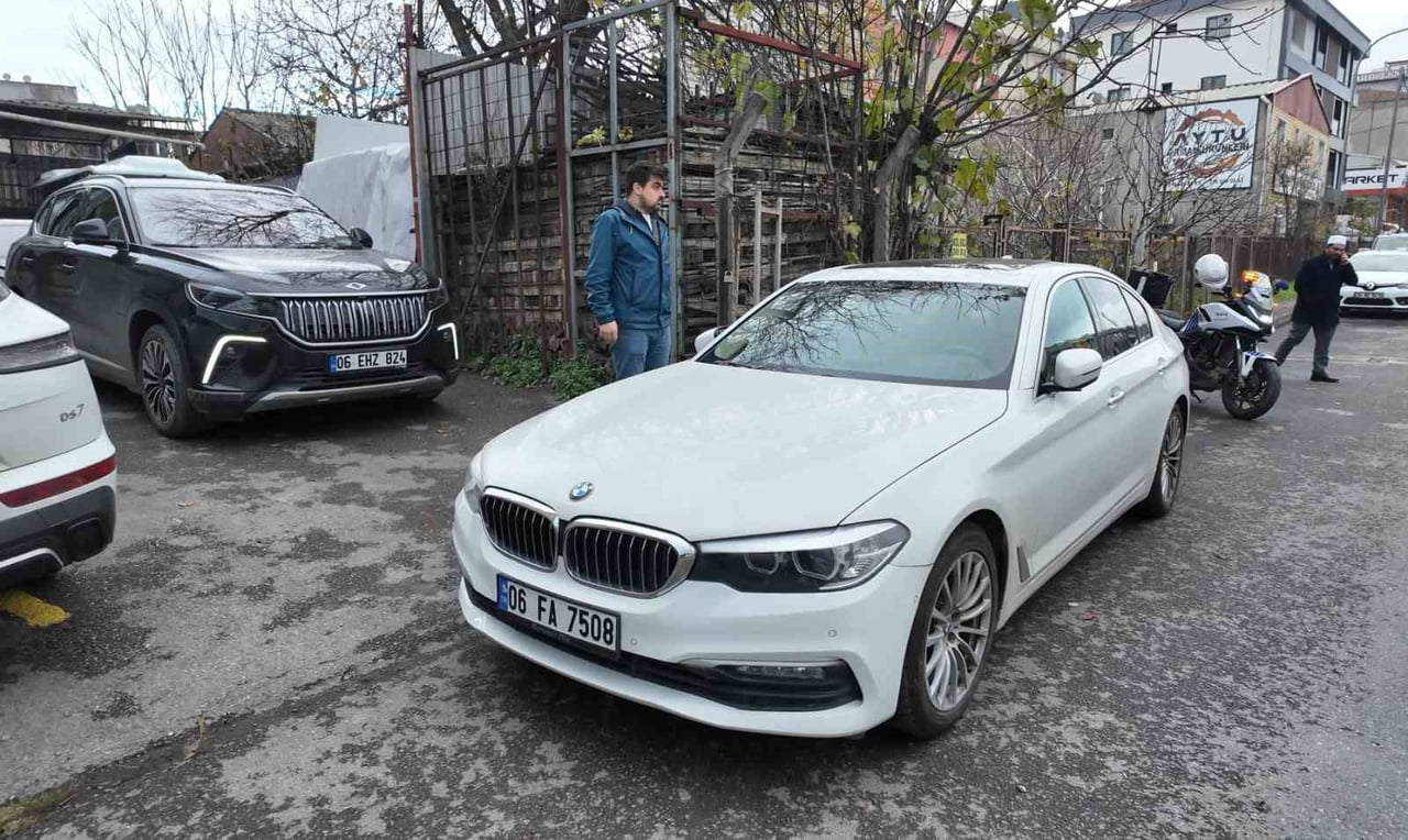 İSTANBUL'UN ÜMRANİYE İLÇESİNE BAĞLI YUKARI DUDULLU MAHALLESİ'NDE BULUNAN KEYAP CAMİİ'NDE CUMA...