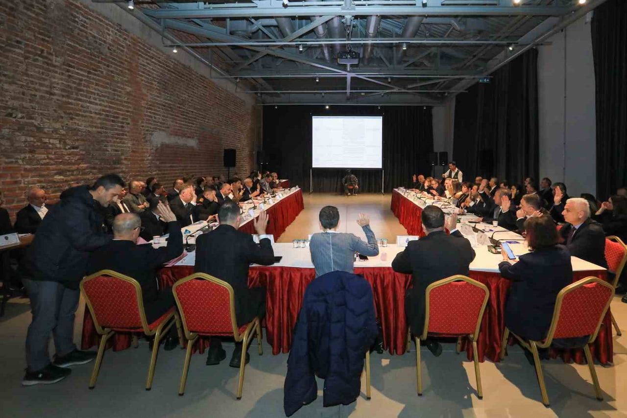 İSTANBUL BÜYÜKŞEHİR BELEDİYESİ ARALIK AYI UKOME TOPLANTISINDA ALINAN KARARLA, KRUVAZİYER GEMİSİYLE...