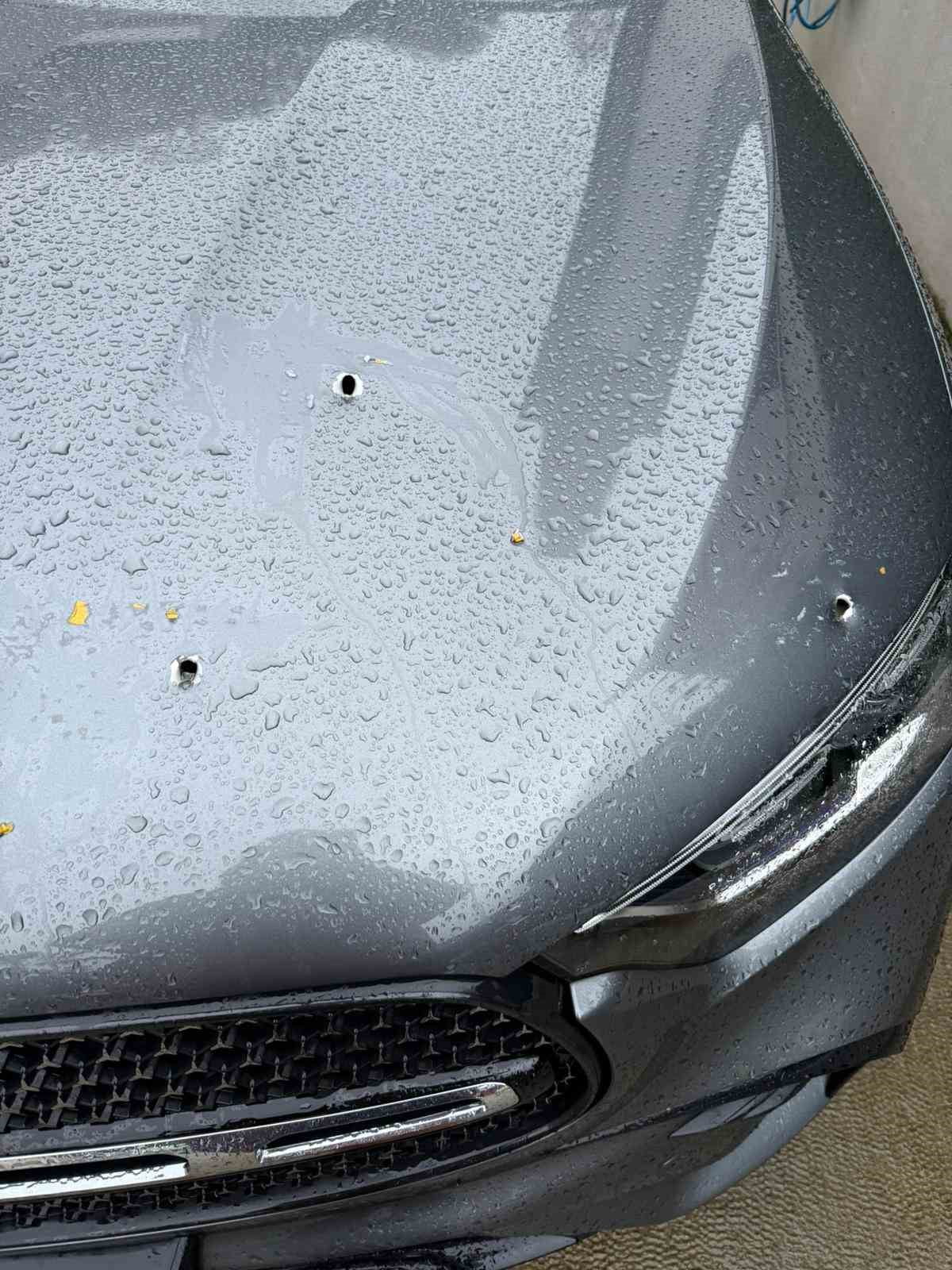 İSTANBUL’DA BİR İŞ ADAMININ VİLLASINA SİLAHLI SALDIRI GERÇEKLEŞTİRİLDİ, ZANLILARDAN BİRİNİN HEM...