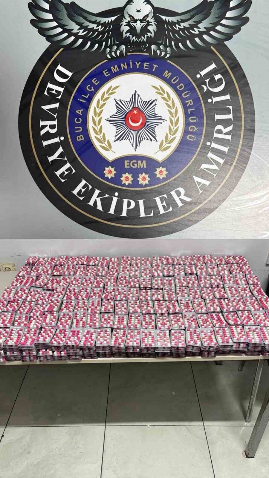 İZMİR’İN BUCA İLÇESİNDE DÜZENLENEN İKİ AYRI OPERASYONDA TOPLAM 5 ŞÜPHELİ YAKALANIRKEN, ÇOK SAYIDA...