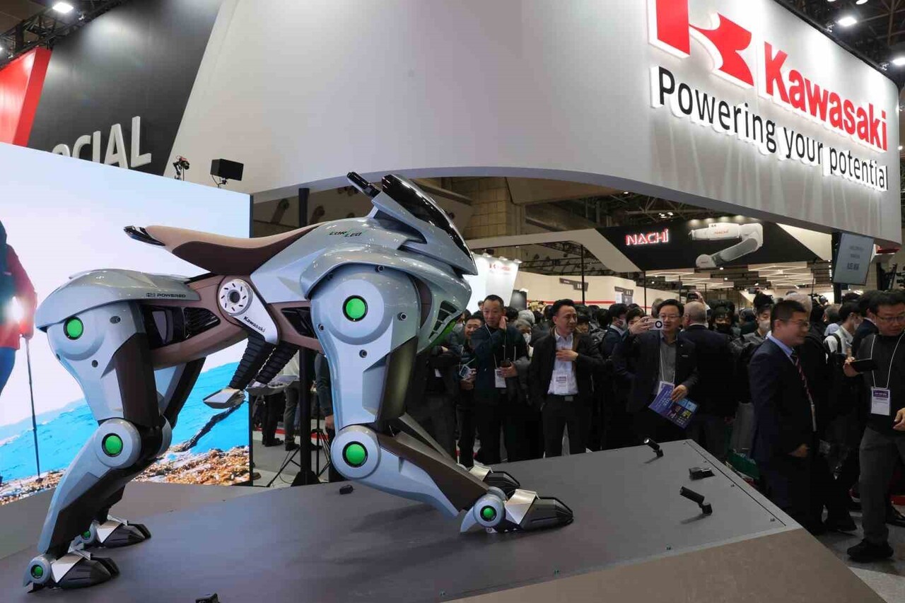 JAPONYA'DA YAPILAN ULUSLARARASI ROBOT FUARI'NDA (IREX) GÖRÜCÜYE ÇIKAN SON TEKNOLOJİ ROBOTLAR...