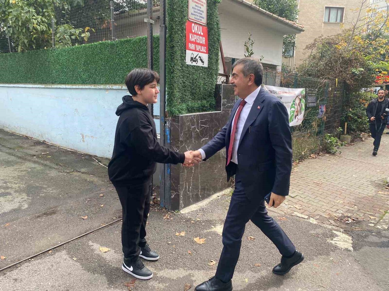 KADIKÖY'DE OKUL TEMSİLCİSİ SEÇİLEN 8'İNCİ SINIF ÖĞRENCİSİ UĞUR EREN YILMAZ'IN CİMER ÜZERİNDEN...