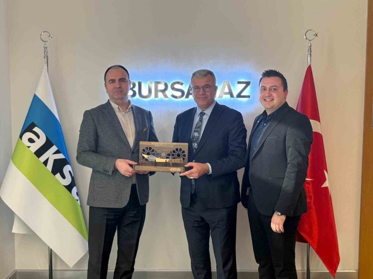 KARABİGA BELEDİYE BAŞKANI AHMET ELBİ, KARABİGA’YA KAZANDIRILMASI PLANLANAN GÜNEŞ ENERJİ SANTRALİ...