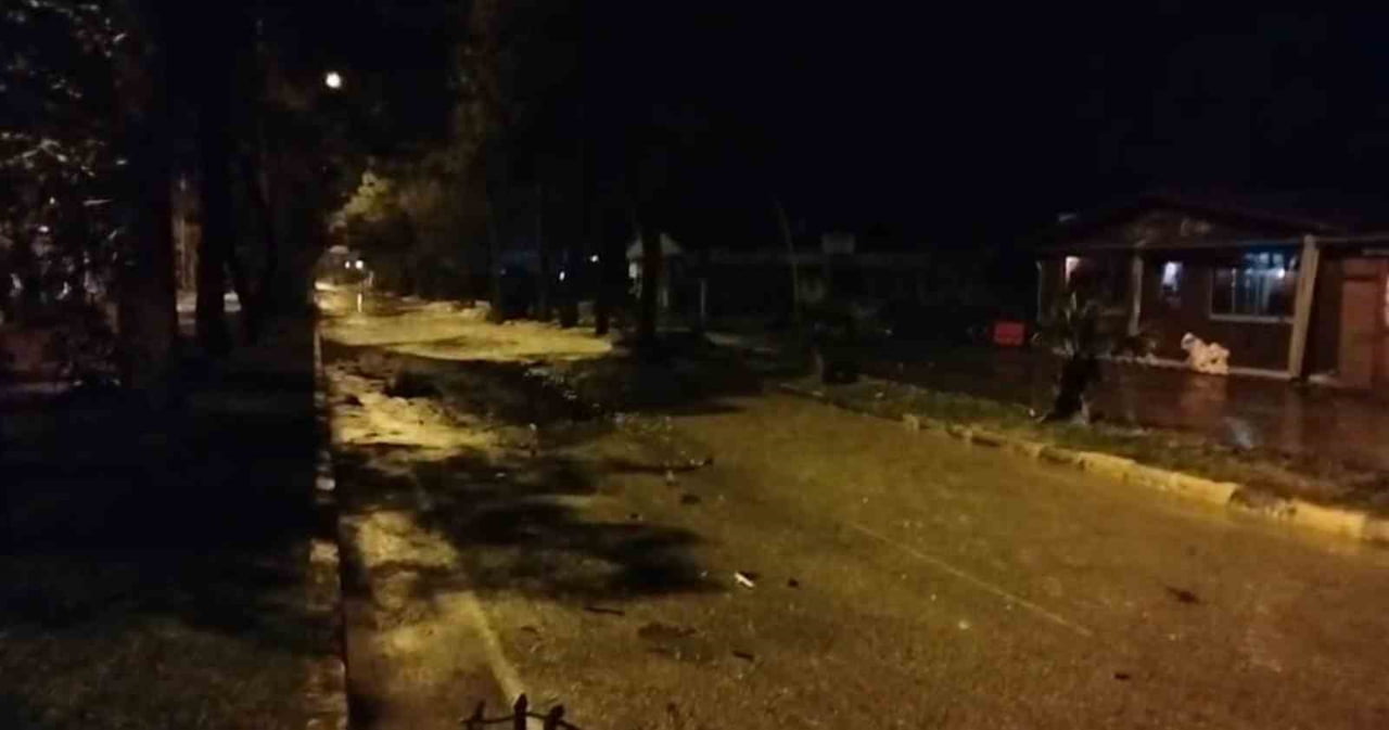 KARADENİZ’DE ETKİLİ OLAN FIRTINA, GİRESUN’UN TİREBOLU İLÇESİNDE HAYATI OLUMSUZ ETKİLEDİ. İLÇE...