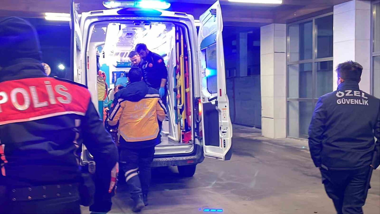 KARAMAN’DA UĞRADIĞI SİLAHLI SALDIRI SONUCU YARALANAN ŞAHIS KALDIRILDIĞI HASTANEDE TEDAVİ ALTINA...