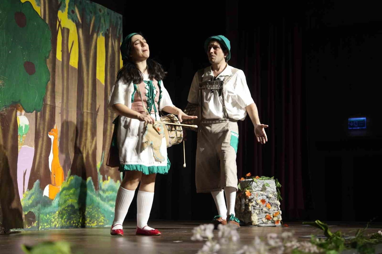 KARTAL BELEDİYESİ’NİN 2026 YILINA SAYILI GÜNLER KALA ÇOCUKLAR İÇİN BAŞLATTIĞI "YENİ YIL ŞÖLENİ"...