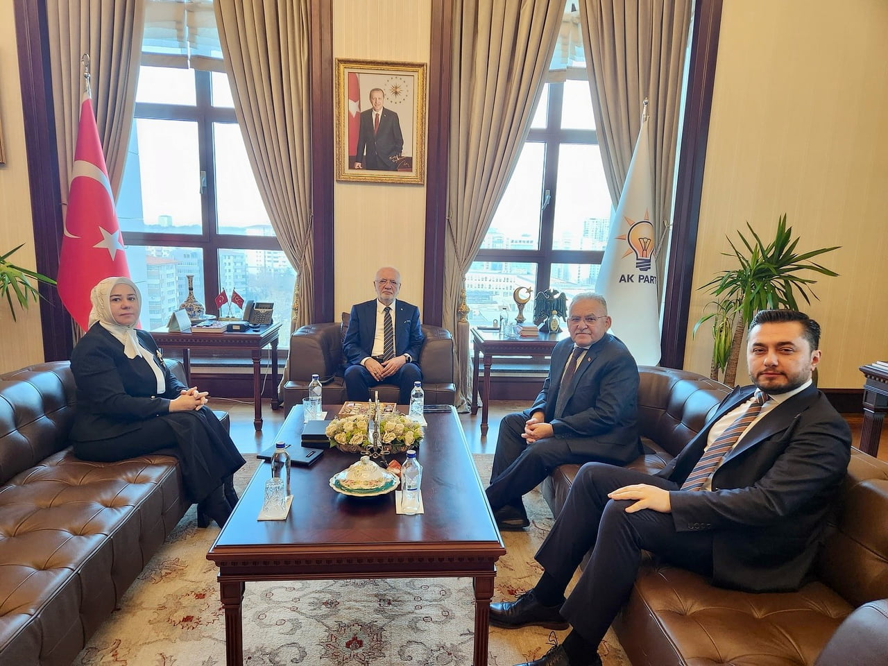 KAYSERİ BÜYÜKŞEHİR BELEDİYE BAŞKANI DR. MEMDUH BÜYÜKKILIÇ, ANKARA’DA ULAŞTIRMA VE ALTYAPI...