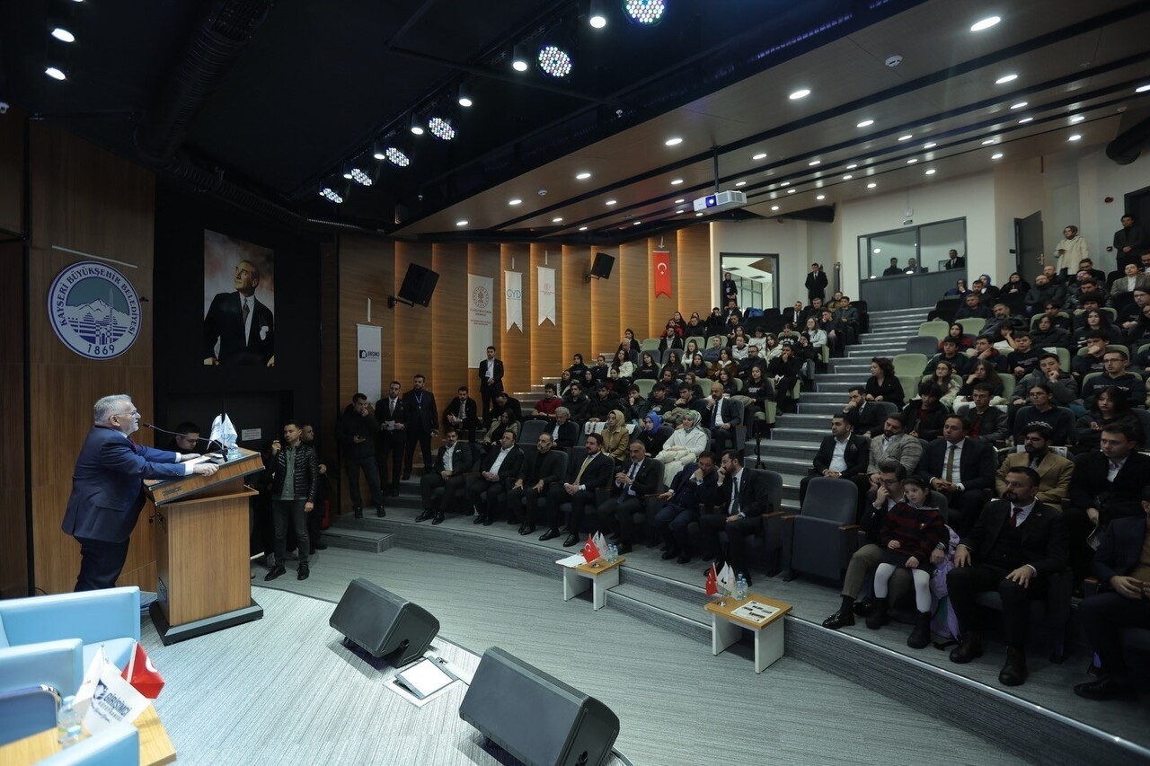 KAYSERİ BÜYÜKŞEHİR BELEDİYE BAŞKANI DR. MEMDUH BÜYÜKKILIÇ, KÜLTÜR VE TURİZM BAKANLIĞI HİMAYESİNDE...