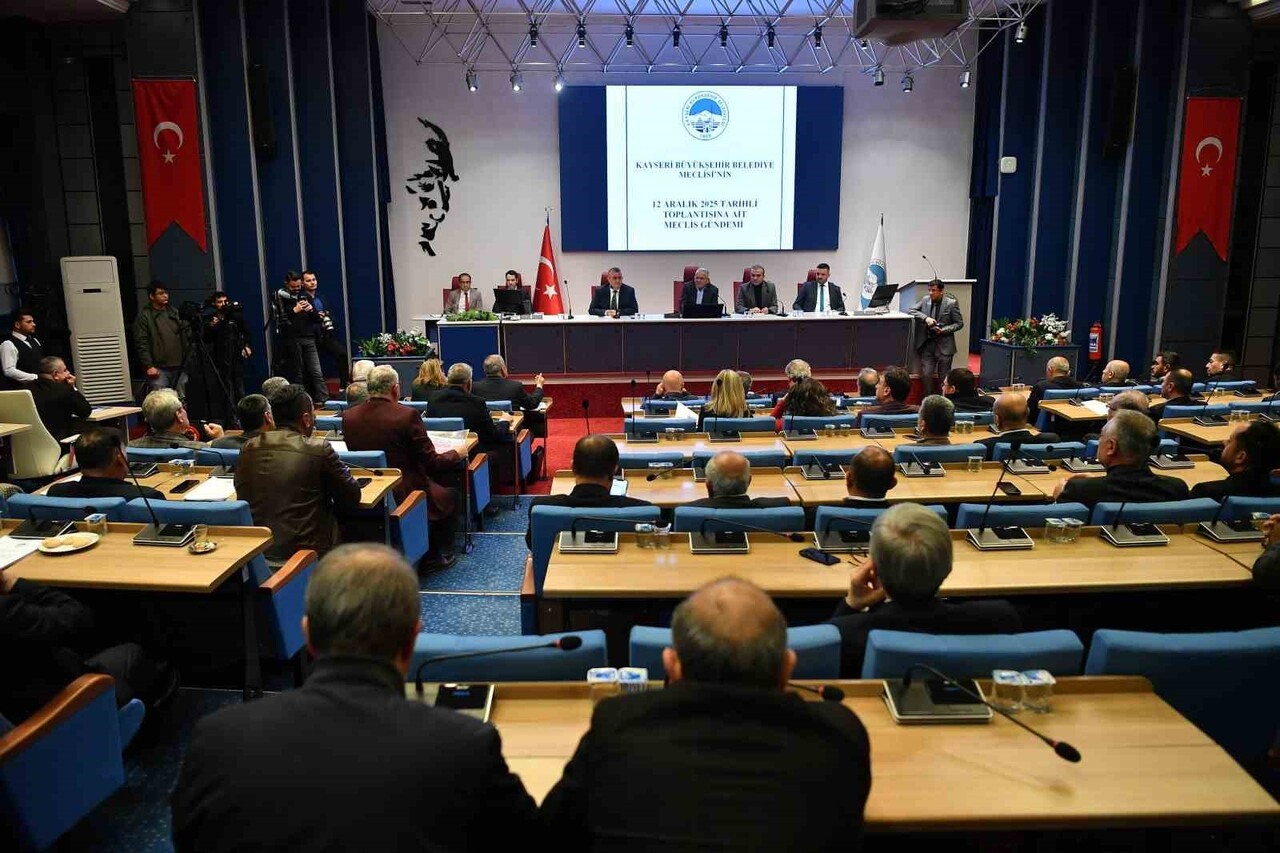 KAYSERİ BÜYÜKŞEHİR BELEDİYESİ ARALIK AYI MECLİS TOPLANTISI’NIN İKİNCİ BİRLEŞİMİ, DR. MEMDUH...