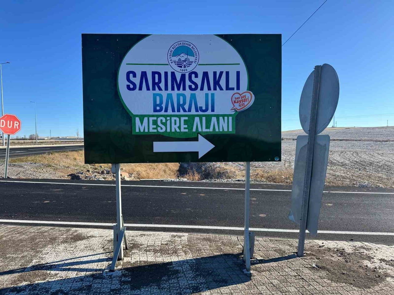 KAYSERİ BÜYÜKŞEHİR BELEDİYESİ; SARIMSAKLI BARAJI MESİRE ALANI’NDA YÜRÜTTÜĞÜ KAPSAMLI PEYZAJ VE...