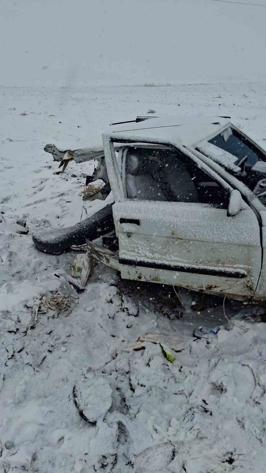 KAYSERİ’NİN TOMARZA İLÇESİNDE MEYDANA GELEN TRAFİK KAZASINDA 2 KİŞİ YARALANDI.