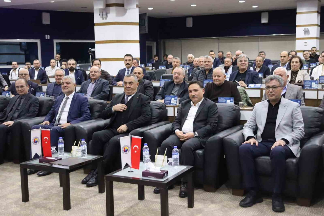 KAYSERİ SANAYİ ODASI (KAYSO) ARALIK AYI MECLİS TOPLANTISI'NDA KONUŞAN KAYSERİ VALİSİ GÖKMEN ÇİÇEK...