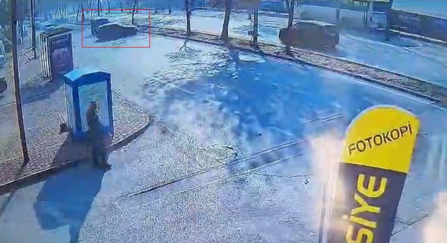 KAZA ANI GÜVENLİK KAMERASINA SANİYE SANİYE YANSIDI.