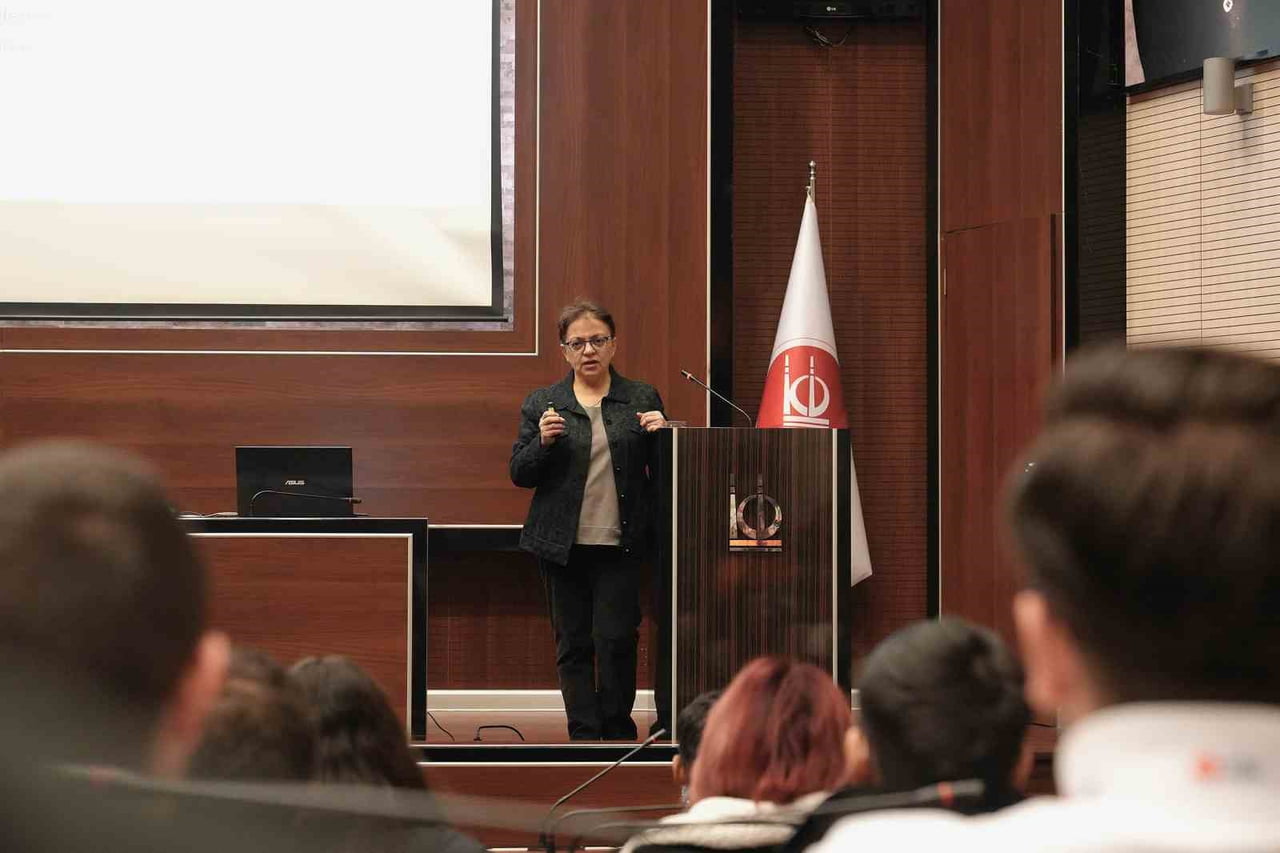 KEÇİÖREN BELEDİYESİ, STAJYER ÖĞRENCİLERE YÖNELİK SAĞLIK EĞİTİMİ PROGRAMLARINA DEVAM...