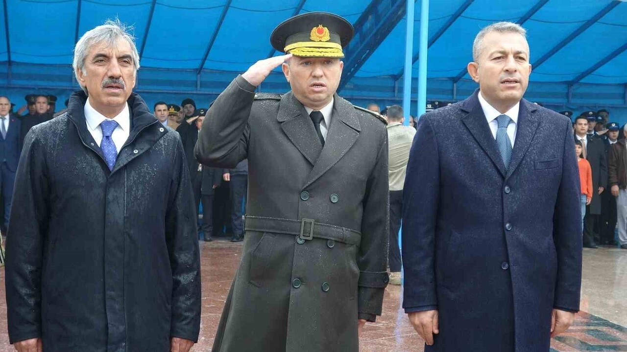 KİLİS’İN KURTULUŞUNUN 104. YILI COŞKUYLA KUTLANDI