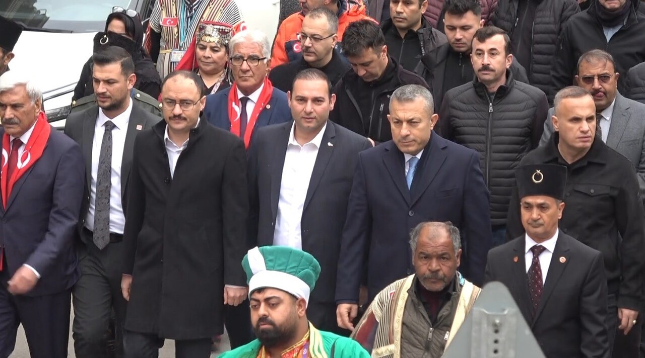 KİLİS’TE KURTULUŞ YÜRÜYÜŞÜ DÜZENLENDİ